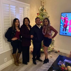 Meet your Posher, Eva